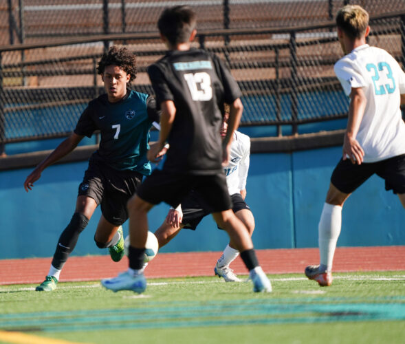 Seabury boys soccer 3rd at state while King Kekaulike, Baldwin compete in DI bracket
